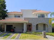 Casa en VENTA en El Campanario Querétaro