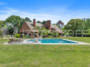 Casa en venta en El Carmel 5 dormitorios y 4000mts de parque