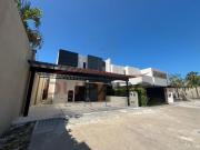 Casa en venta en el Carmen Country Club, 3 Rec. con alberca