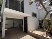 Casa en venta en el centro cerca de Av. Itz?ez