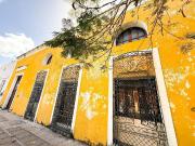 CASA EN VENTA EN EL CENTRO DE MERIDA PARA REMODELAR...