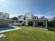 Casa en venta en el centro de Oaxtepec Morelos