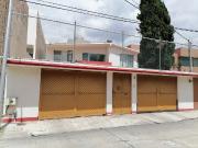 Casa en Venta en el Centro de Querétaro con Amplios...