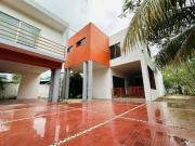 CASA EN VENTA EN EL CENTRO EN SAN SEBASTIAN