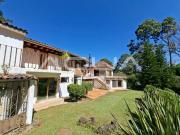 CASA EN VENTA EN EL CLUB DE GOLF AVANDARO