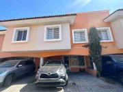 CASA EN VENTA EN EL COLLI