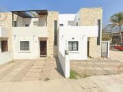 Casa en Venta en el Cond. Independencia a 8 min. de la...