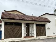 Casa en venta en el corazón de Fracc. Coapexpan Doble...