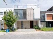 Casa en Venta en el Coto Galo, Valle Imperial, Zapopan Casa en Venta en el Coto Galo, Valle Imperial, Zapopan