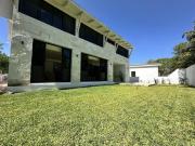 CASA EN VENTA EN EL COUNTRY CLUB