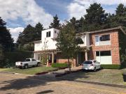 Casa en venta en el exclusivo fraccionamiento Los Encinos