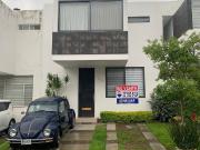 CASA EN VENTA EN EL FORTIN COTO OYAMEL