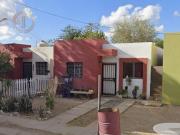 Casa en Venta en el Fracc. La Caridad a 8 min. de Sun...