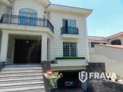 CASA EN VENTA EN EL FRACC. PUERTA DE HIERRO EN EL COTO CASTI
