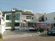Casa en venta en el fraccionamiento Jardines de zavaleta