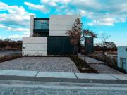 Casa en Venta en el Fraccionamiento La Campiña Francesa,...