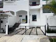 Casa en VENTA en el Fraccionamiento Tulipanes de las Animas