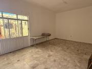 CASA EN VENTA EN EL LLANITO