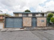 Casa en Venta en El Marques, Caracas
