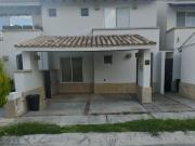 CASA EN VENTA EN EL MAYORAZGO RESIDENCIAL CON DISEÑO ARTIGAS