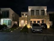 CASA EN VENTA EN EL MOLINO RESIDENCIAL,4 RECAMARAS, CON...