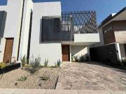 CASA EN VENTA En EL Molino Residencial