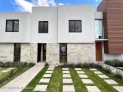 Casa en Venta en El Nuevo Refugio, Queretaro