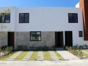 Casa en Venta en El Nuevo Refugio, Queretaro