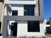 Casa en venta en el Olivar, Altozano, Morelia