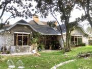 Casa en Venta, En el Palomar, 4 habitaciones y amplio Jardín