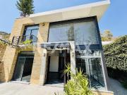 Casa en Venta en El Palomar, sección Jockey Club,...