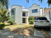 Casa en venta en El Palomar, Tlajomulco de Zúñiga, Jalisco