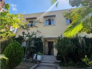 Casa en Venta en El Paraiso 433mts/4H+s/4B+s/2PE Casa en Venta en El Paraiso 433mts/4H+s/4B+s/2PE