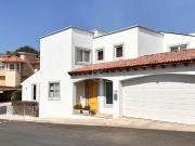 Casa en venta en El Pedregal de Querétaro a 3 minutos de...