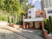 CASA EN VENTA EN EL POBLADO, MEDELLN