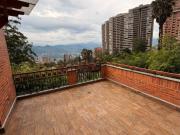 Casa en Venta en El Poblado sector La Calera