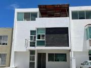 Casa en Venta en el Refugio