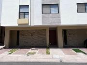 Casa en venta en El Refugio