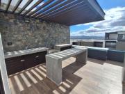 Casa en venta en El Refugio, Estudio o 4ta Recámara, 4.5...