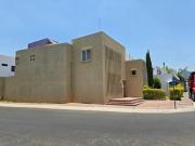 Casa en Venta en El Refugio, Querétaro. 4 Recámaras, una...