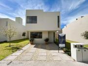 Casa en Venta en El Retablo, Queretaro