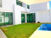 Casa en venta en El Uro, Cancún, Nuevo León