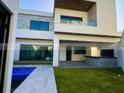 Casa en venta en El Uro colonia privada