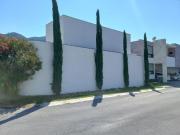 Casa en venta en el Uro semi equipada