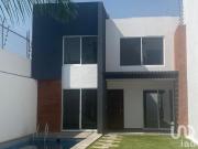Casa en venta en El Zapote, Jiutepec, Morelos