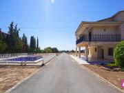 Casa en venta en Elche Elx, Torrellano. Chalet con gran...