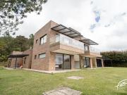 CASA EN VENTA EN ENVIGADO, ANTIOQUIA