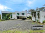 Casa En Venta En Envigado En. V44813