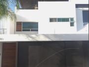 Casa en venta en Escritor de la Independencia, Morelia,...