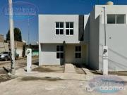 CASA EN VENTA EN ESQUINA CERCA DE DEPORTIVO BENITO...